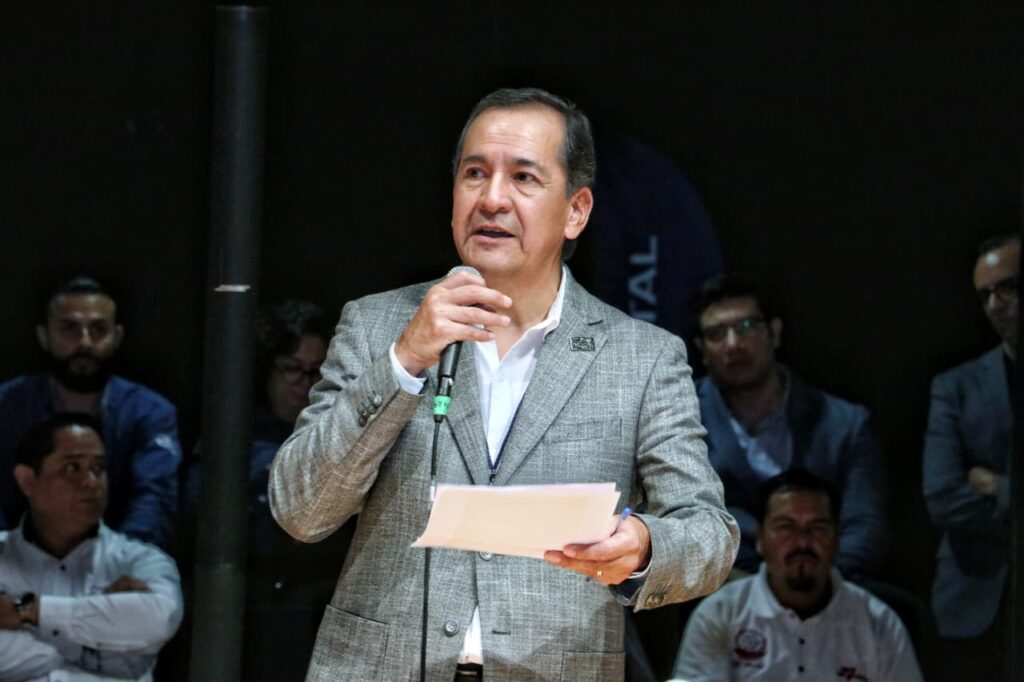 Amiqro cuauhtémoc acevedo