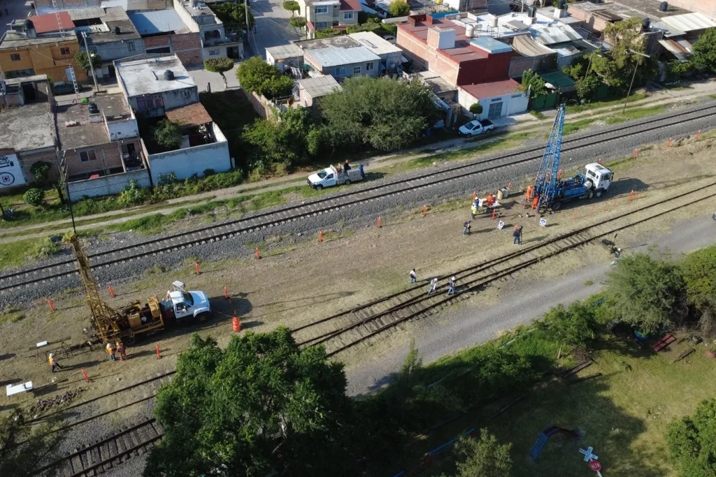 Tren qro irapuato aerea