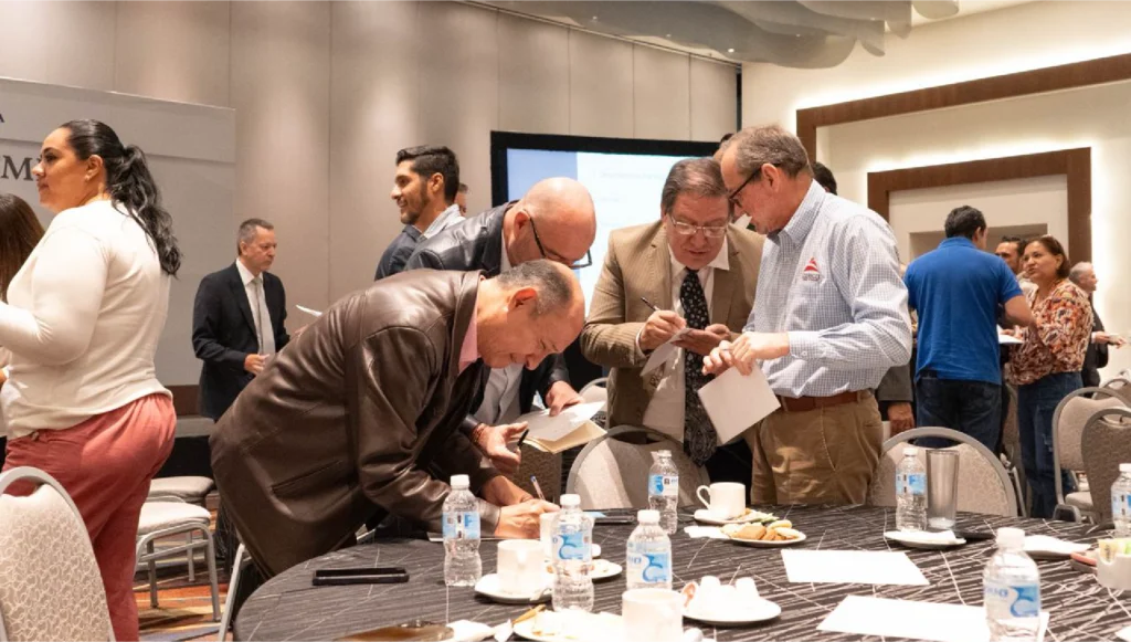 Industriales de guanajuato analizan el t mec