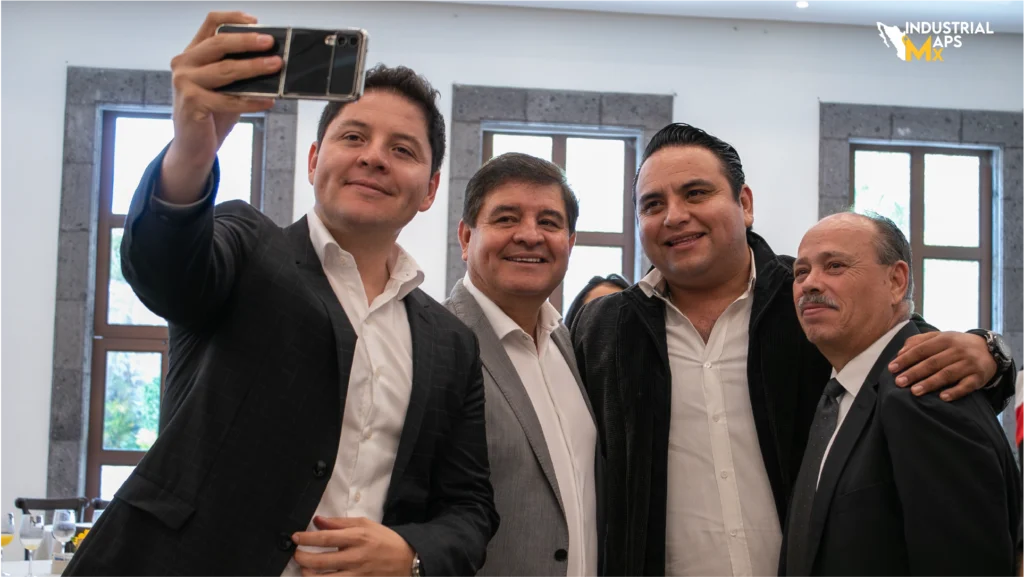 Toma protesta mesa directiva de canacintra san juan del río 12