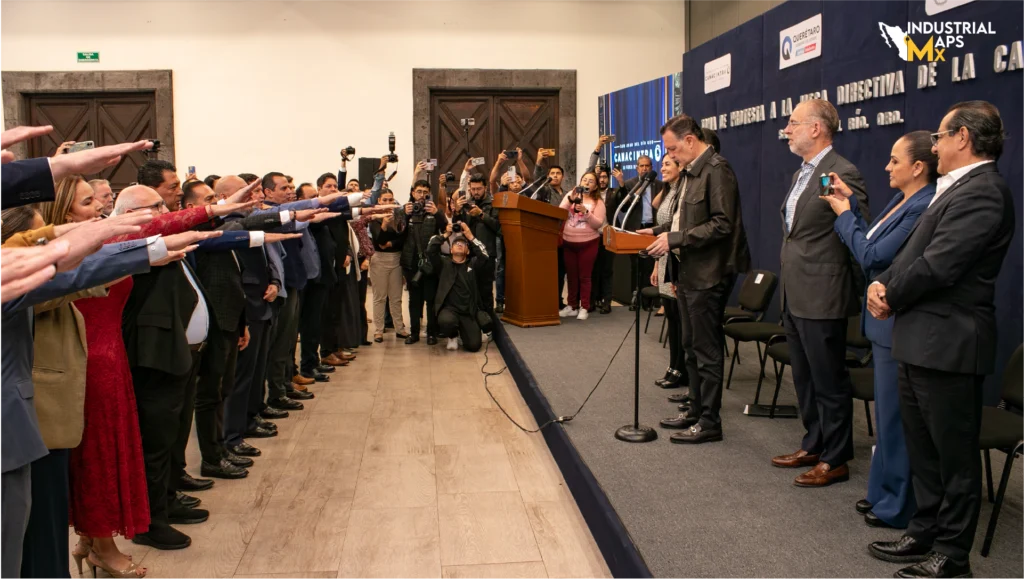 Toma protesta mesa directiva de canacintra san juan del río 6