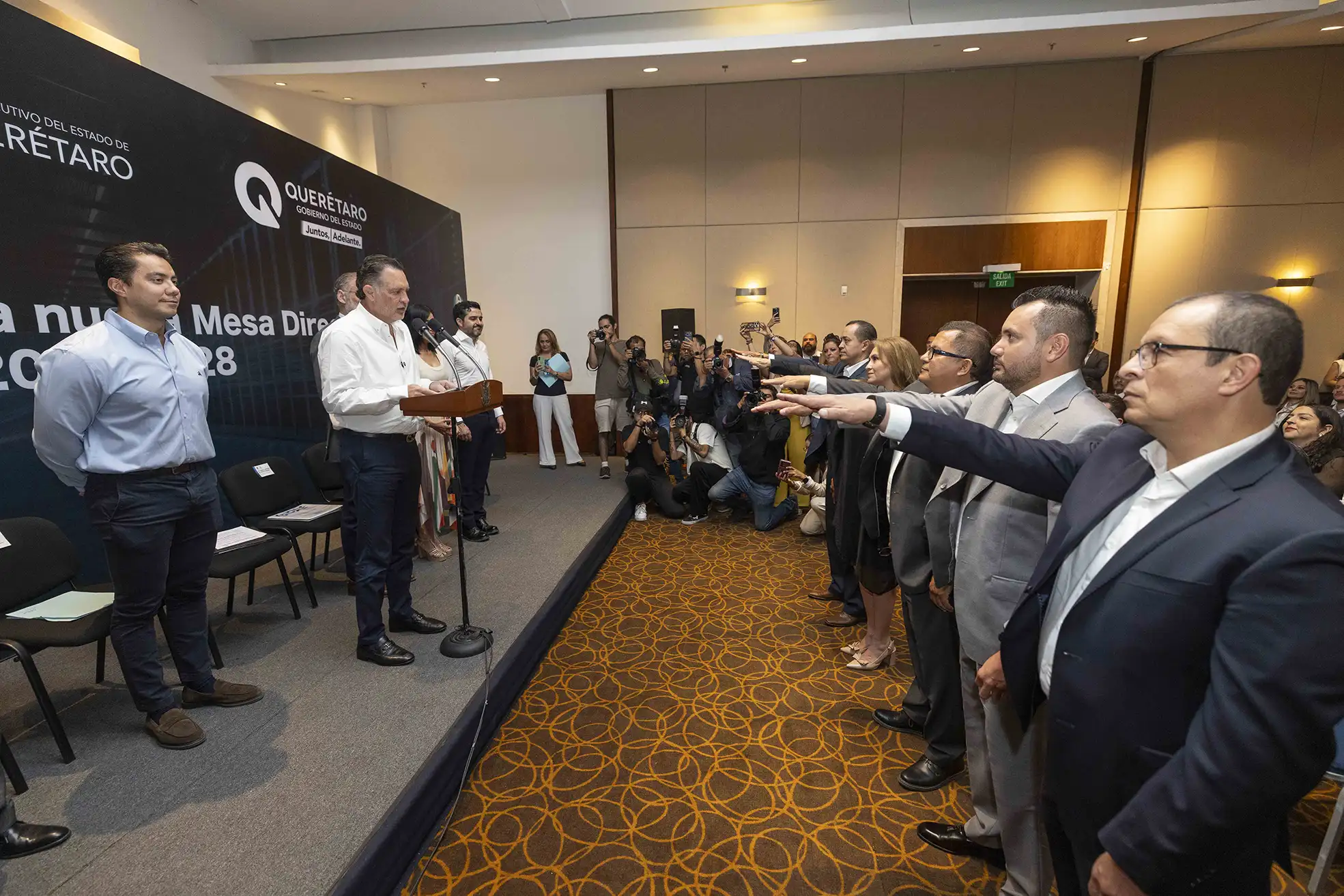 Toma protesta nueva mesa directiva de la Asociación Mexicana de Data Centers