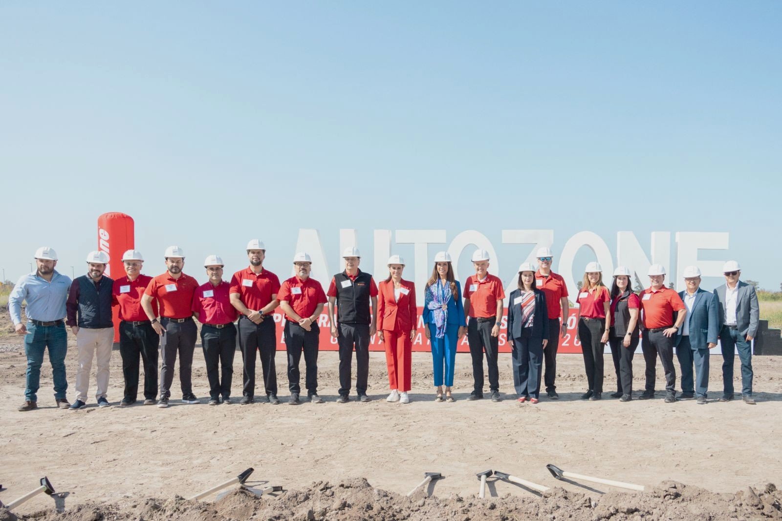 AutoZone invierte 183 mdd en León para ampliar su red logística en el Bajío