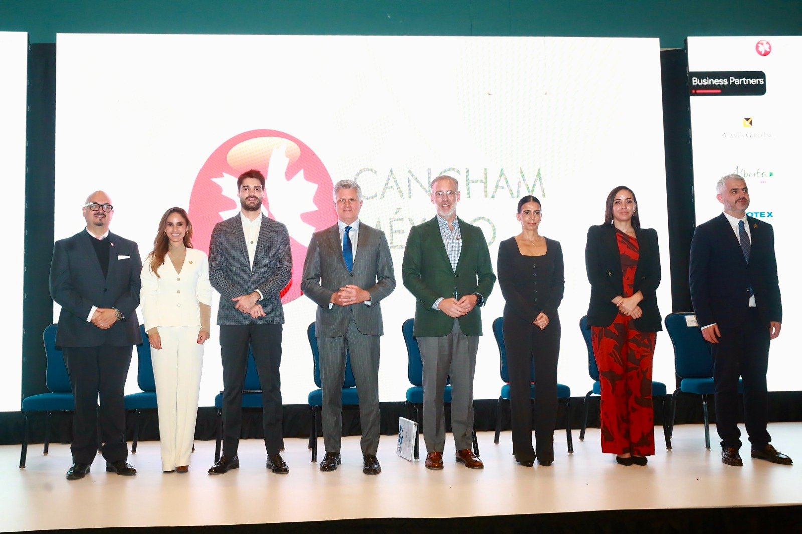 Querétaro fortalece su vínculo manufacturero con Canadá; 96 empresas operan en el estado